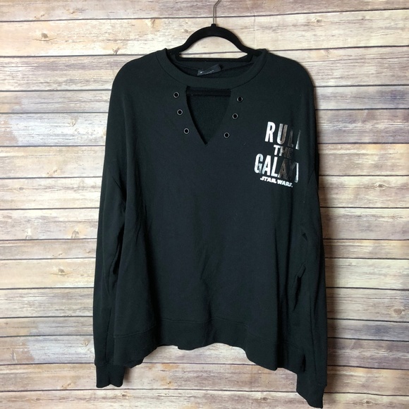 Her Universe Tops - EUC Her Universe Star Wars Choker Neck Sweatshirt